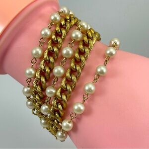 Vintage Signed CORO Gold Tone Pearl Bracelet 6.5”clasp 5 rows Crown Clasp